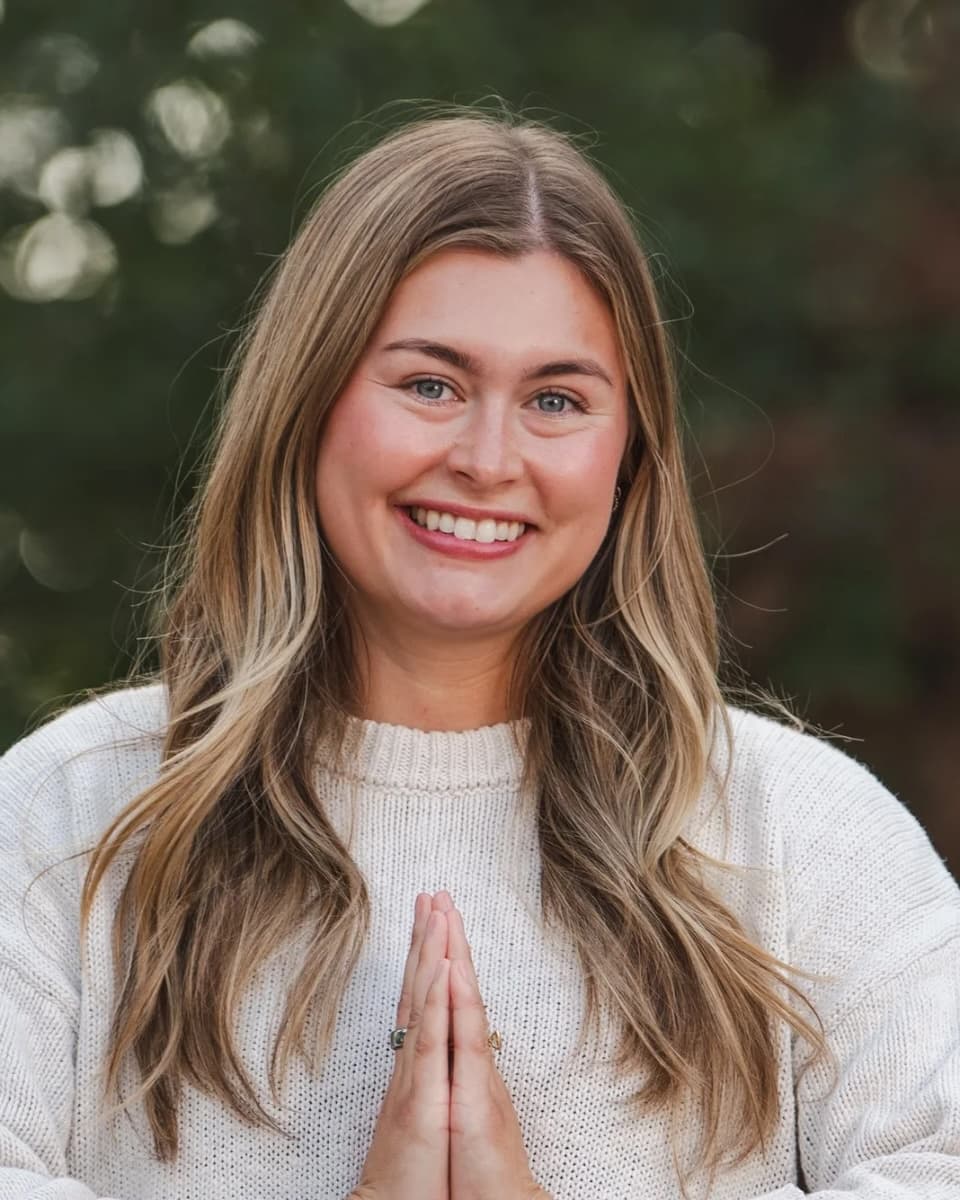 Kylee Jordahl - Yoga Instructor